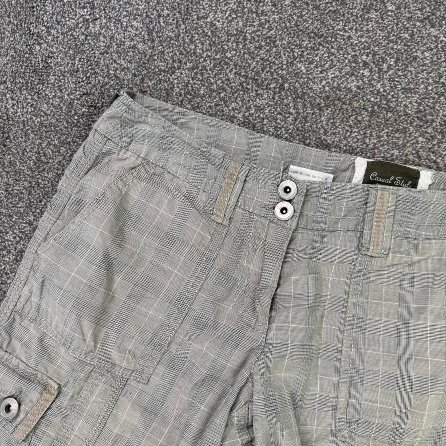 Y2K vintage low rise cropped cargo trousers capri crop plaid tartan toggle