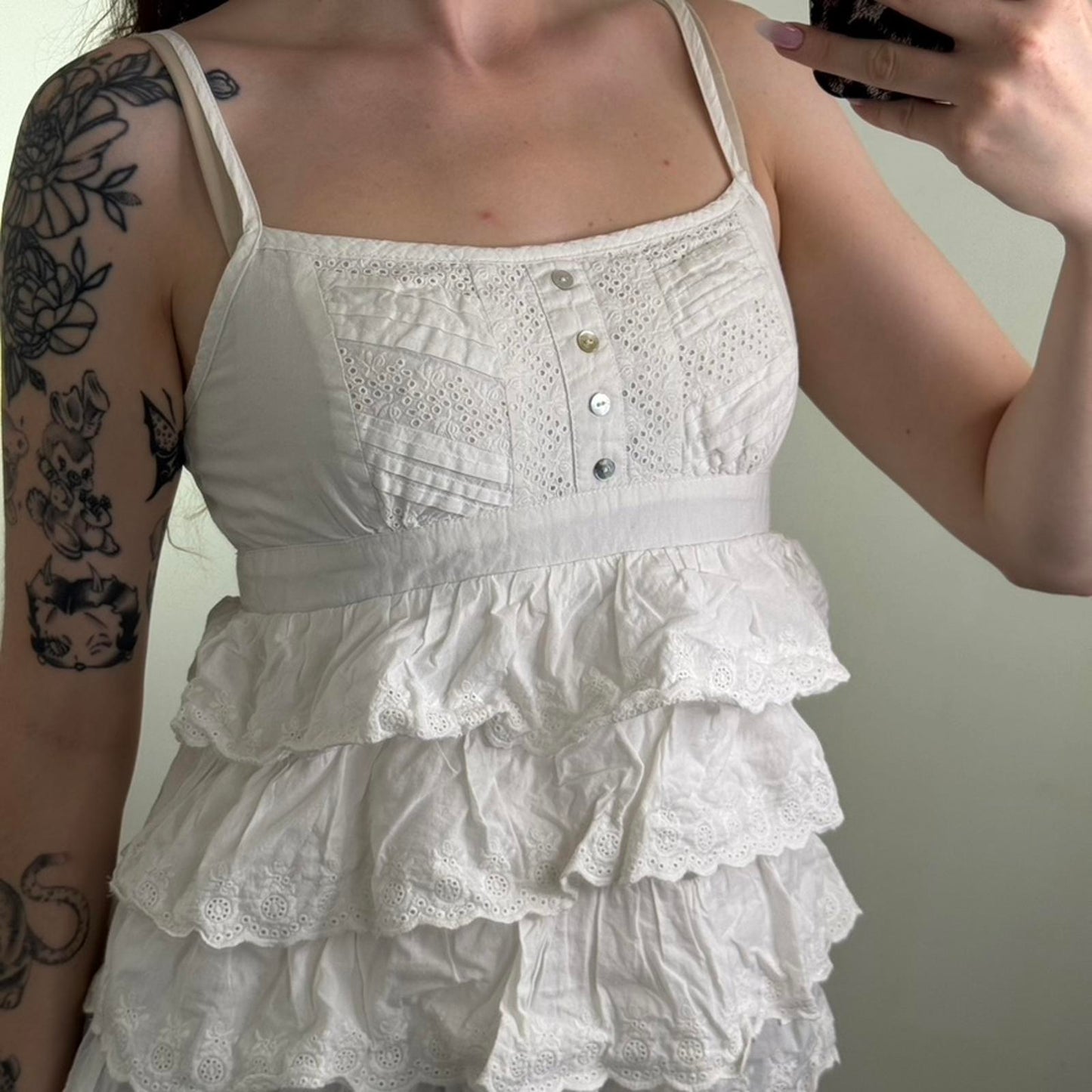 Y2K vintage ruffle cami top strappy broderie anglaise buttons frill