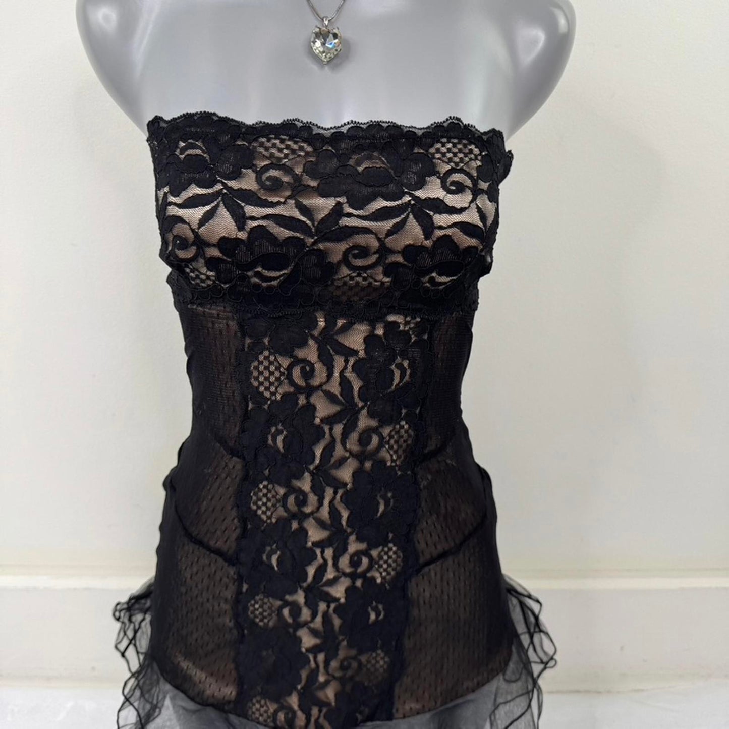 Y2K vintage La Senza babydoll dress top strapless lace trim ruffle lace up mesh