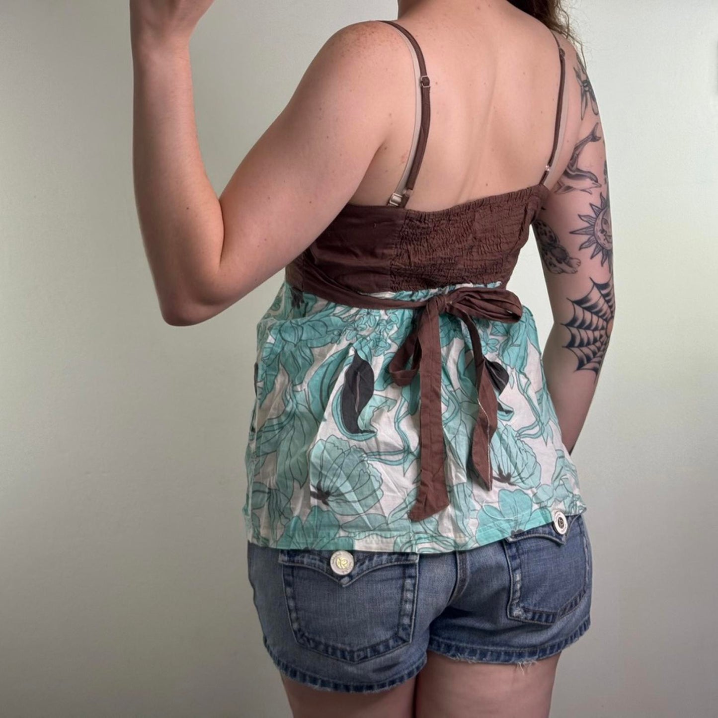 Y2K vintage stripe floral cami top adjustable tie back bow blue brown strappy