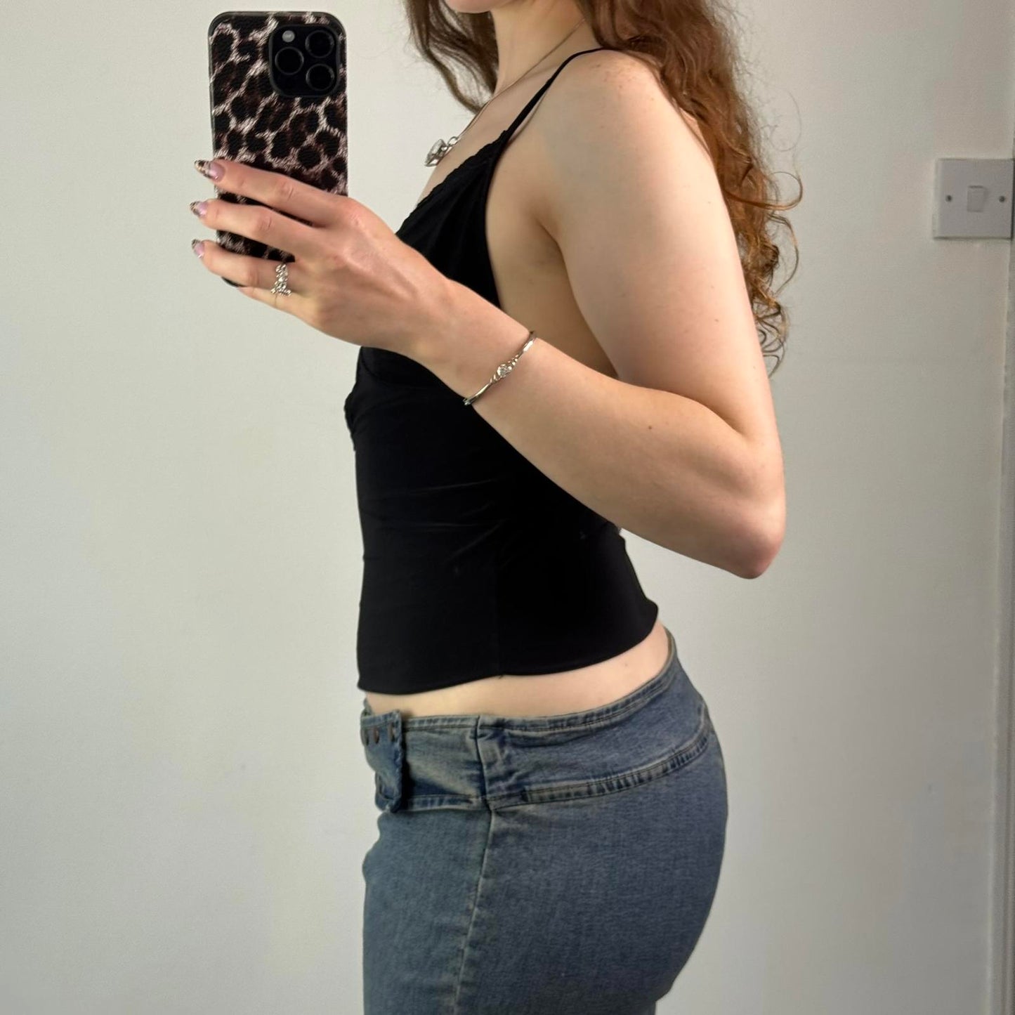 Y2K vintage slinky keyhole cut out cami top stretchy fitted racerback lace trim