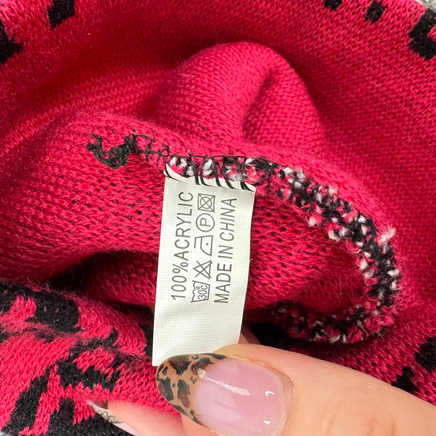 Y2K vintage beanie hat leopard print skull knit mcbling hot pink black white