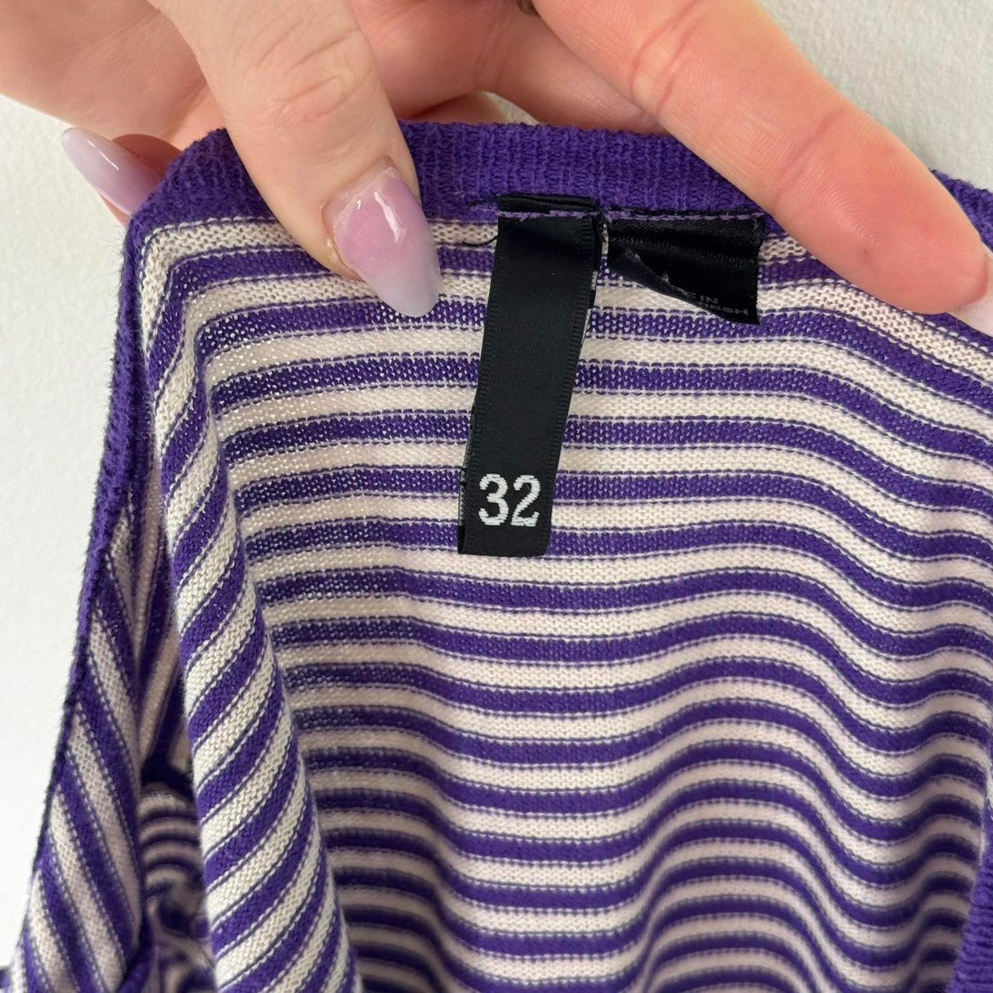 Y2K vintage fine knit stripe baby tee style top fitted short sleeve white purple