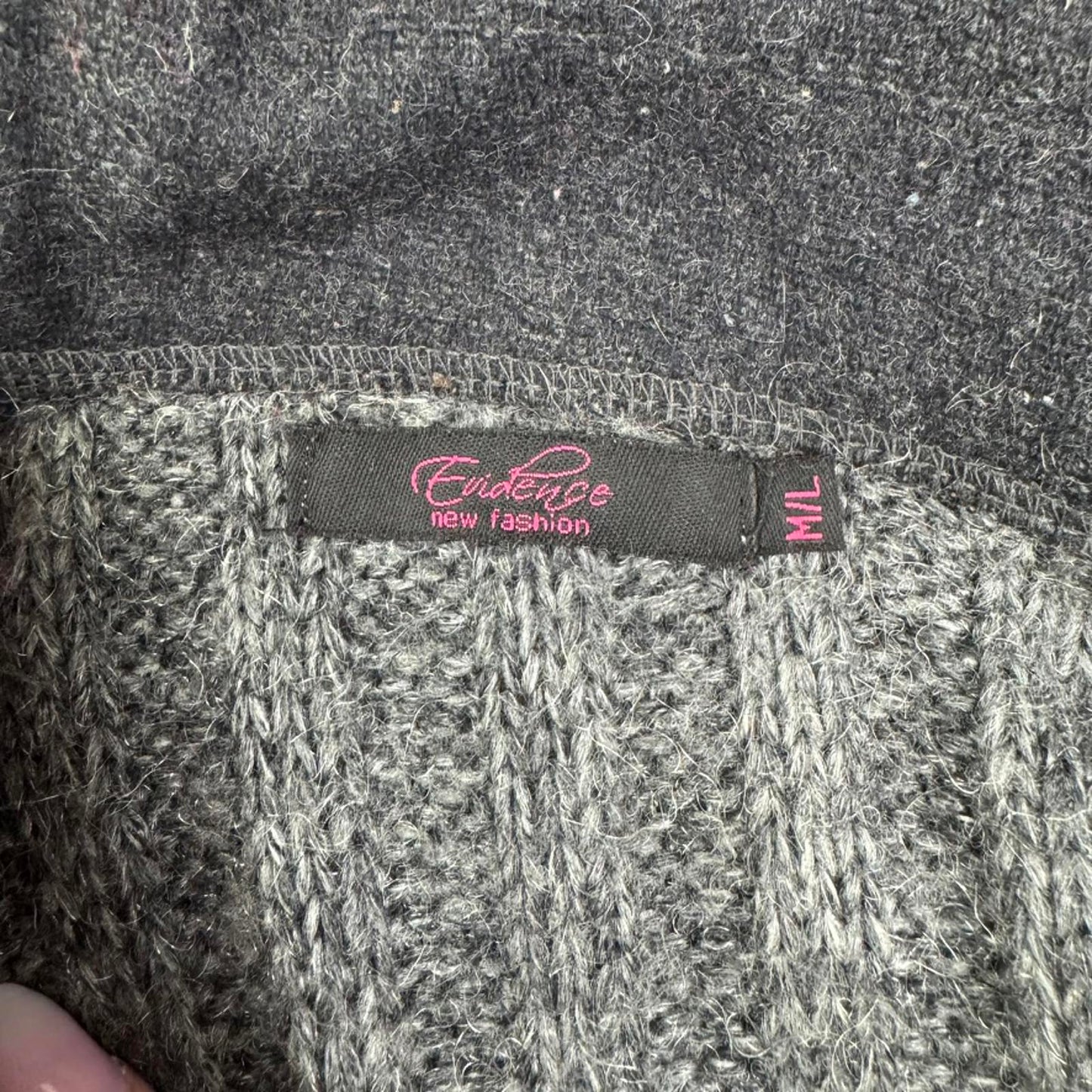 Y2K vintage mohair blend cardigan ribbed mid length v neck black grey fitted