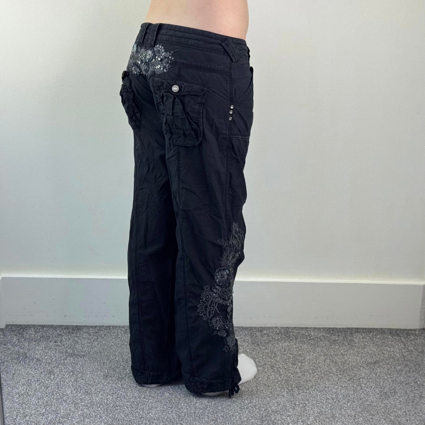 Y2K vintage low rise baggy cargo trousers black embellished sequin embroidery