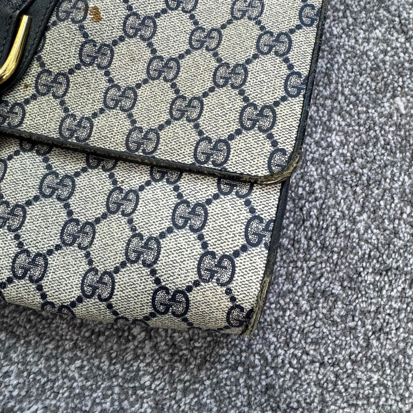 Vintage Gucci Ophidia canvas crossbody bag monogram navy blue cream clutch