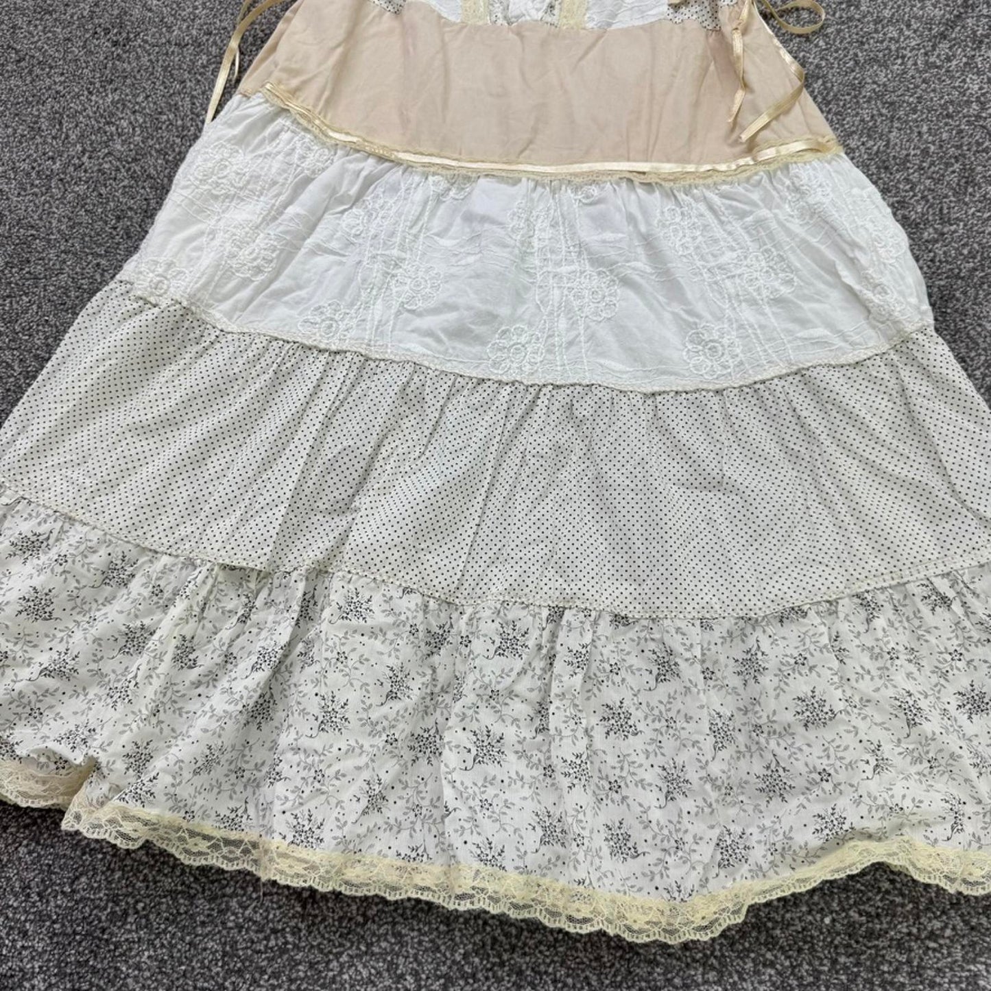 Y2K vintage coquette midi dress a line broderie anglaise lace trim polka dot