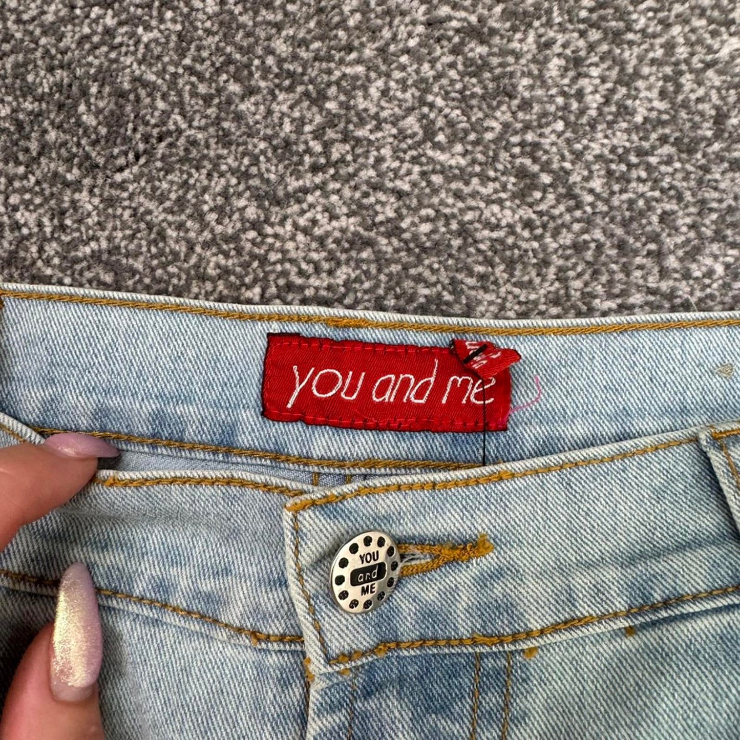 Y2K vintage mid rise stretch capri jeans denim cropped studded floral embroidery