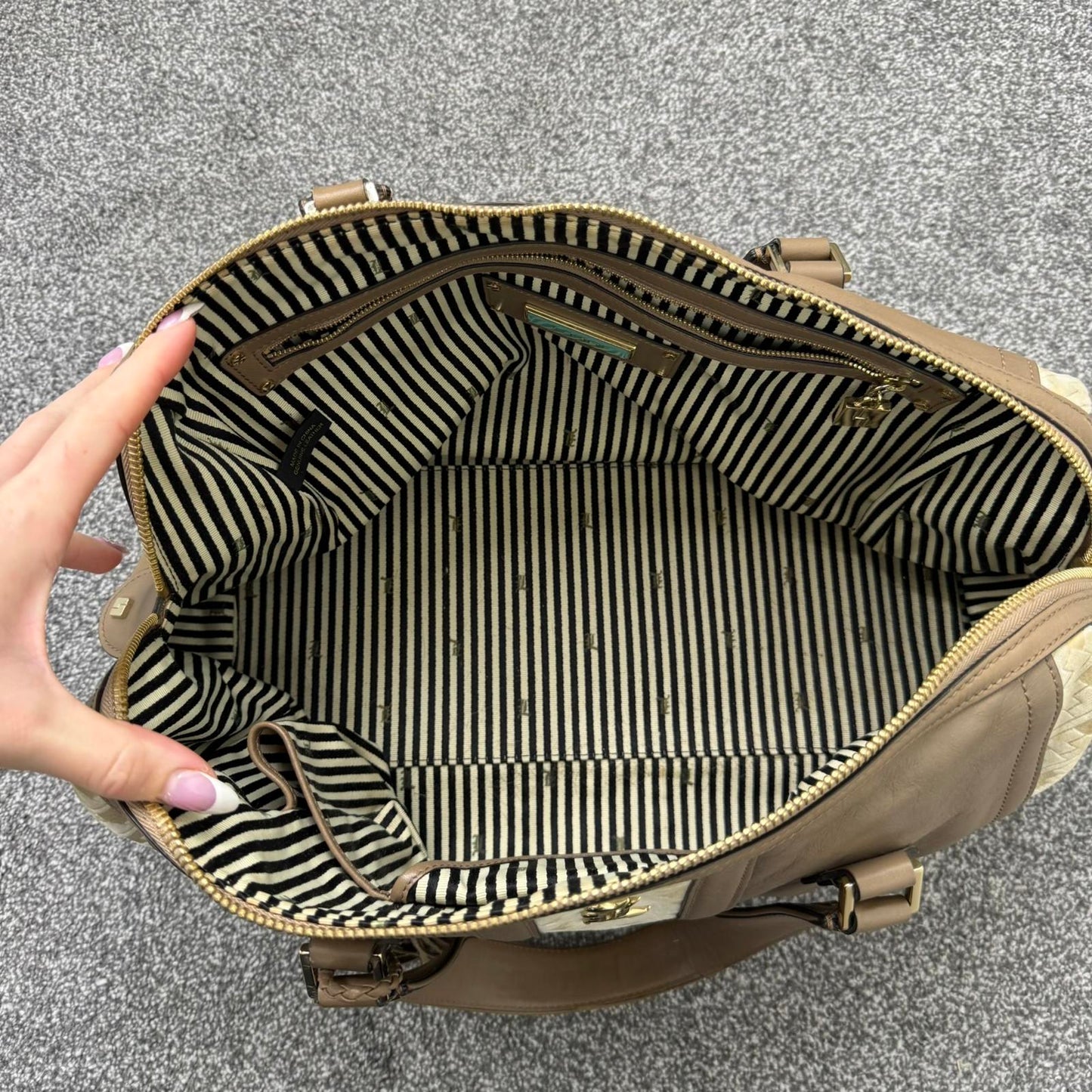 Y2K vintage L.A.M.B. Gwen Stefani large handbag genuine leather brown cream