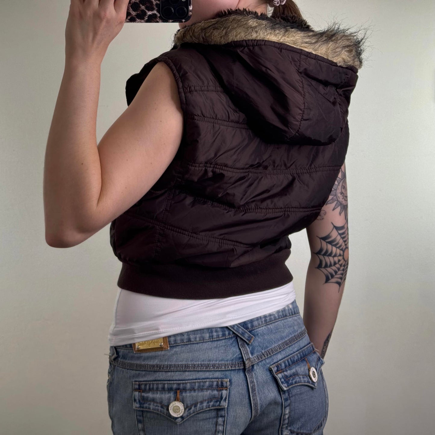 Y2K vintage lightweight puffer gilet sleeveless jacket faux fur trim hood zip up