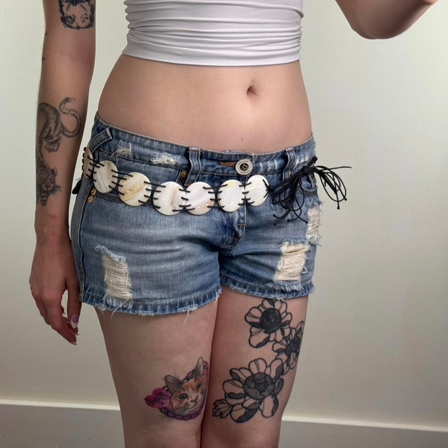 Y2K vintage real shell chunky belt adjustable bow layering