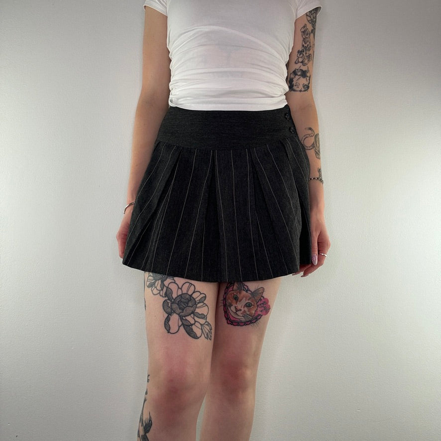 Y2K dark grey pinstripe pleated office mini skirt