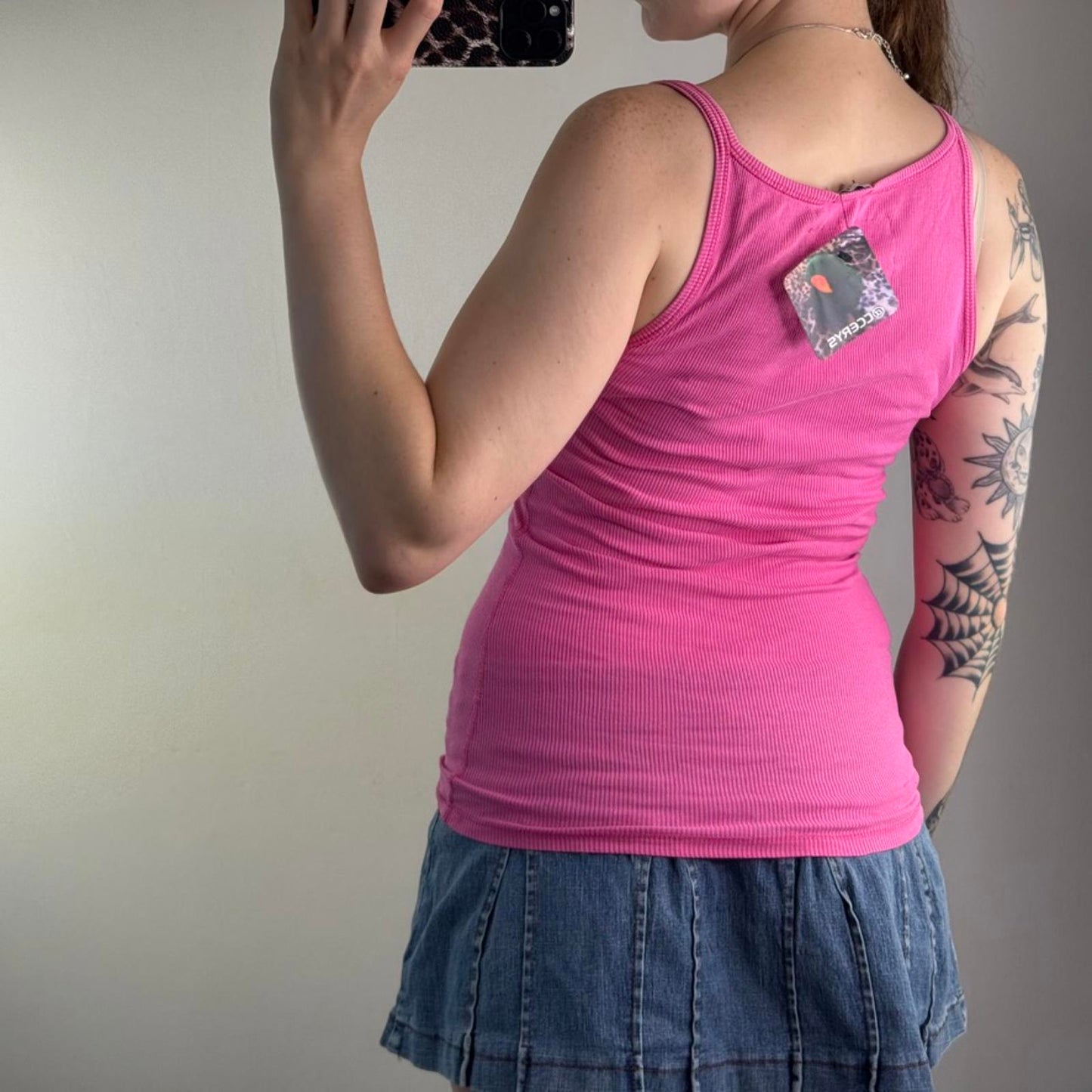 Y2K vintage Abercrombie & Fitch ribbed tank top hot pink button up henley fitted