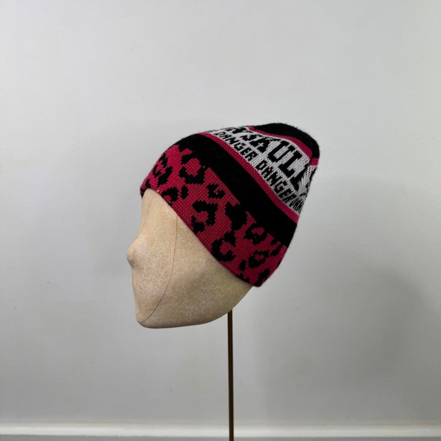 Y2K vintage beanie hat leopard print skull knit mcbling hot pink black white