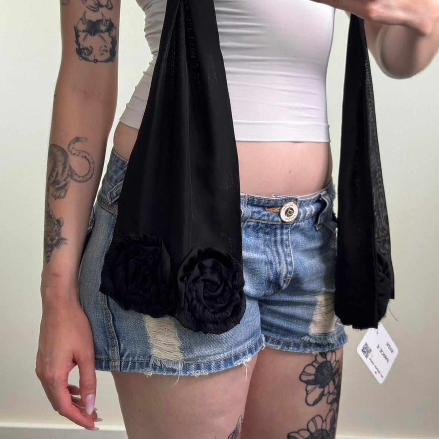 Y2K vintage 3D rose floral scarf pattern black