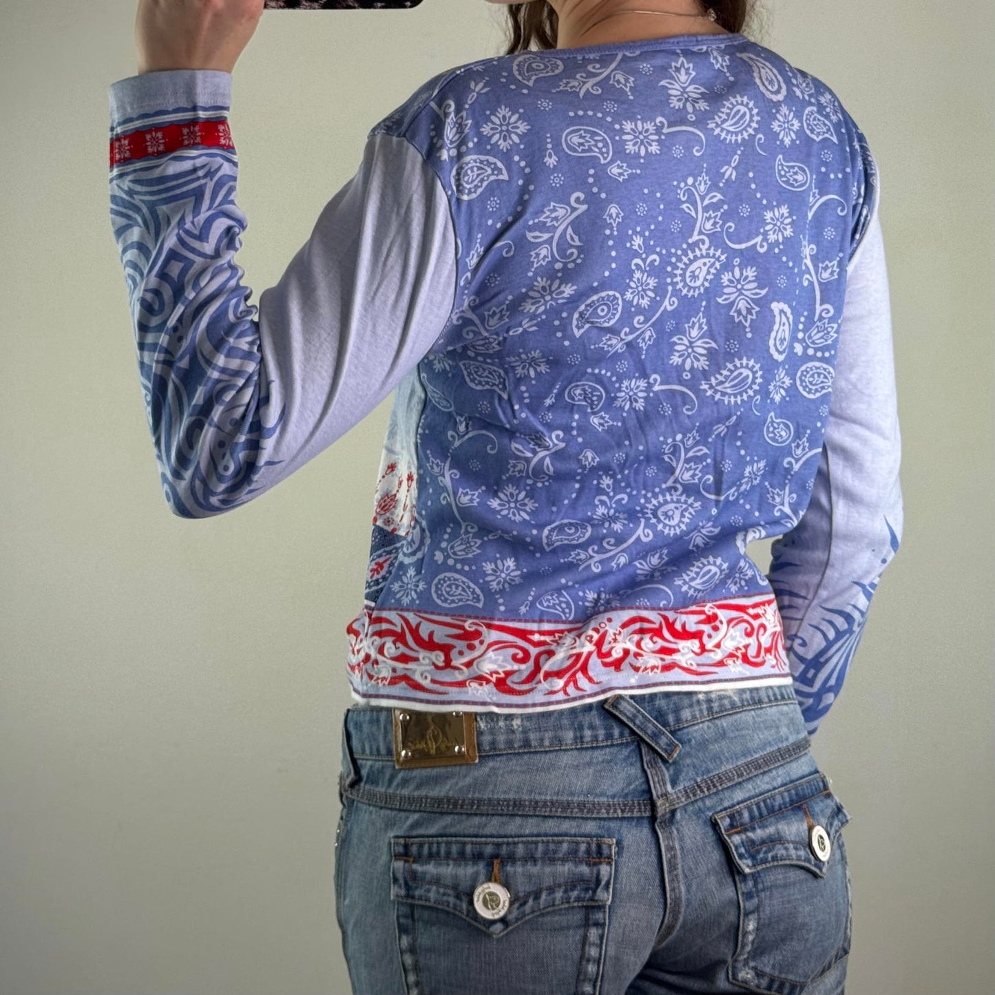 Y2K vintage Etam long sleeve top tribal floral ombre print blue white red v neck