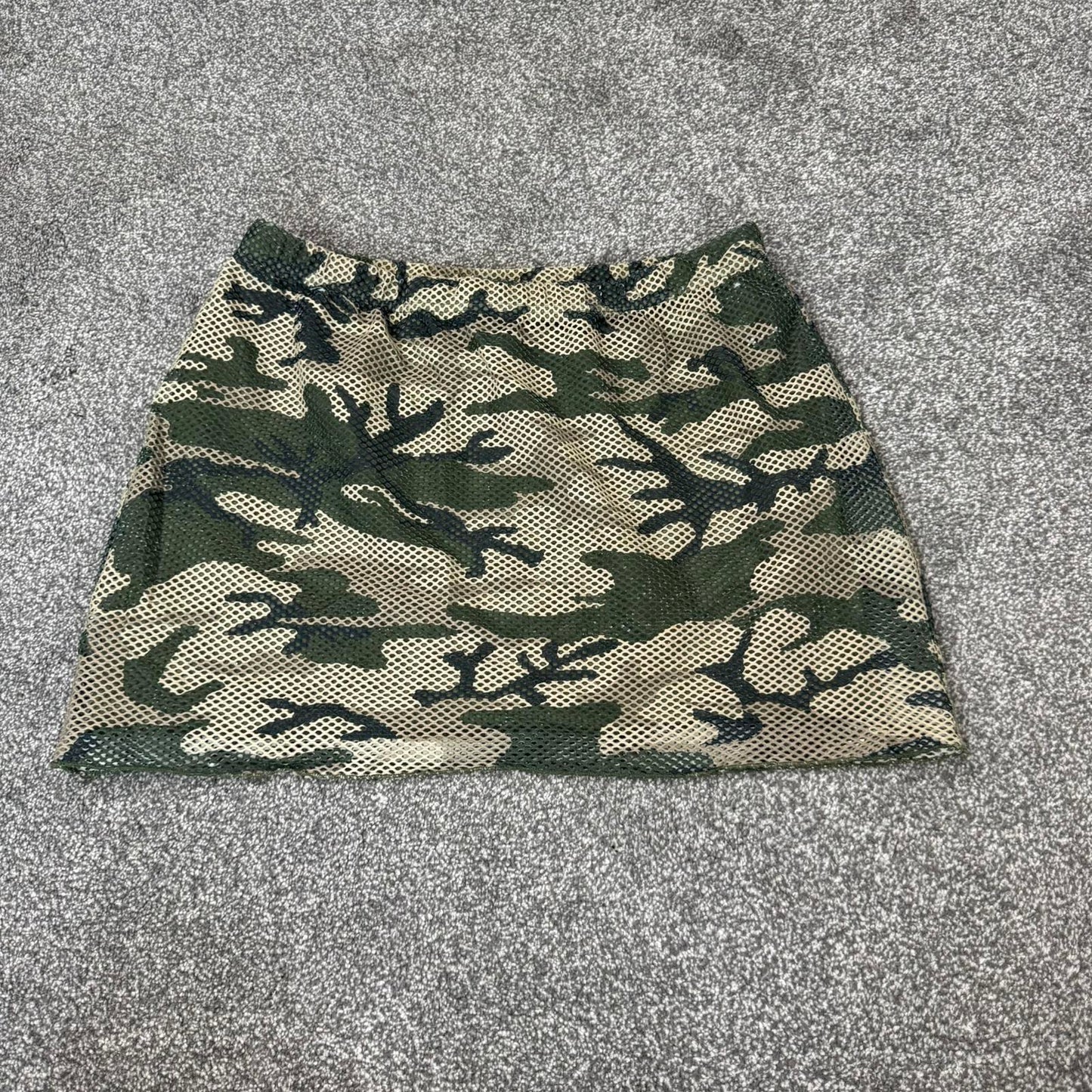 Y2K vintage camo mini skirt mid rise stretchy netted