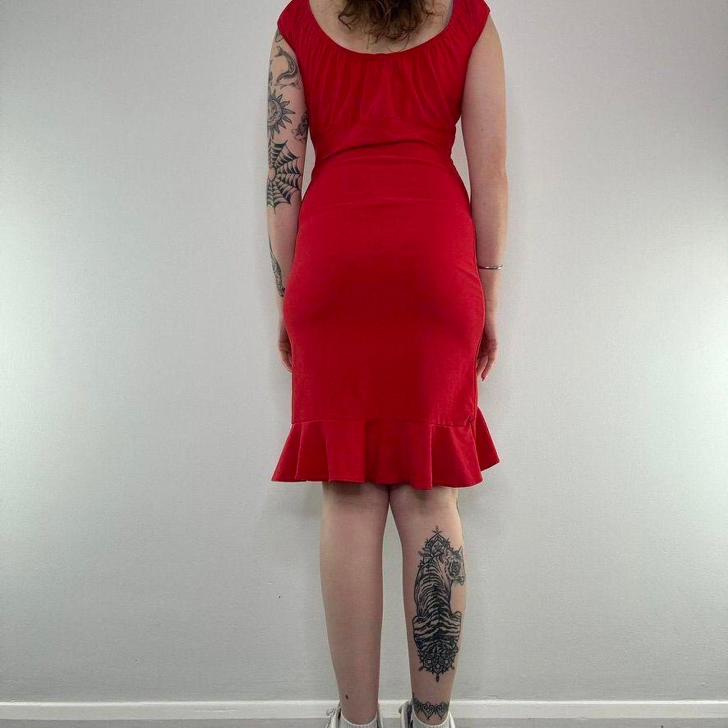 Y2K vintage slinky midi dress milkmaid rose cap sleeve frilly stretchy floral