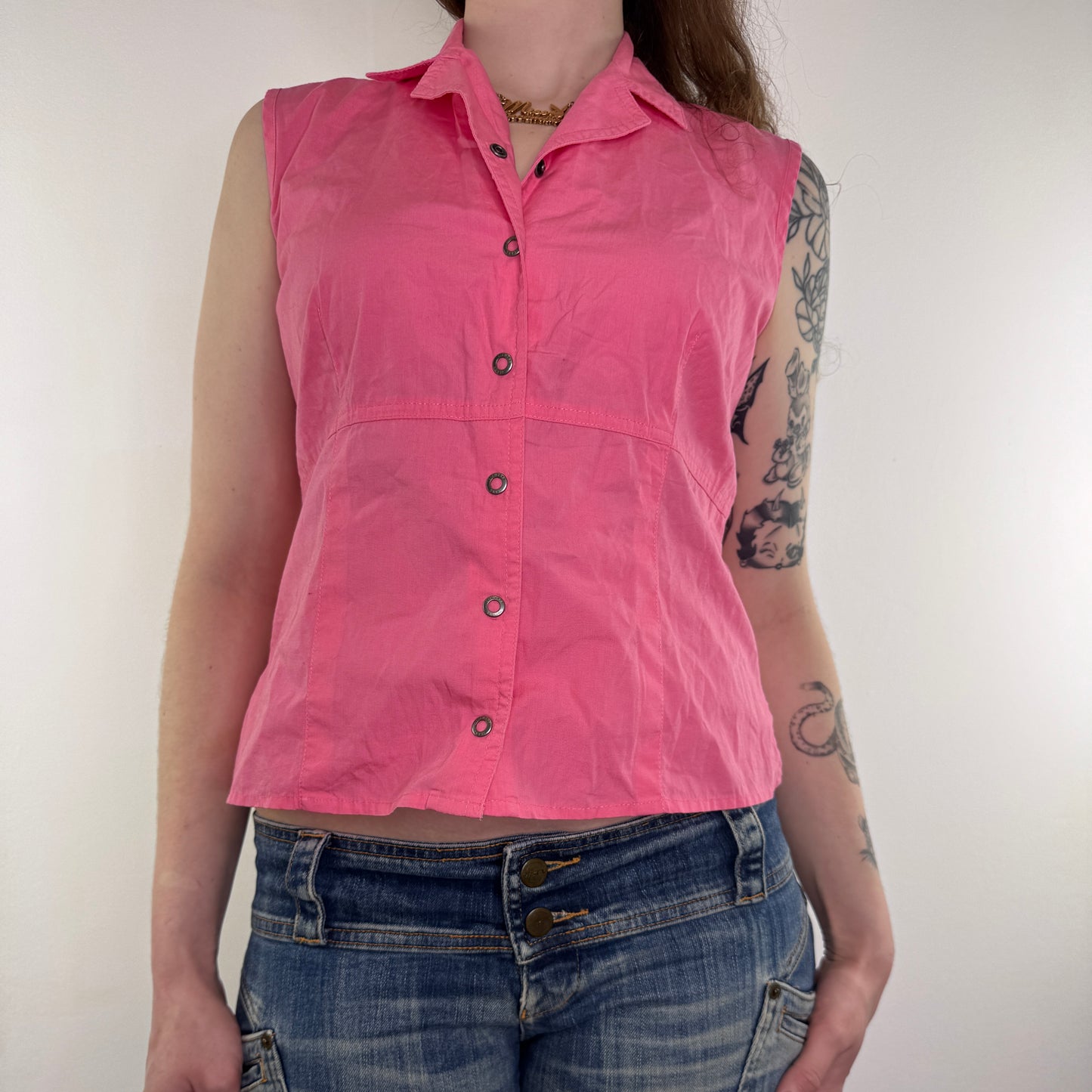 Y2K vintage sleeveless button up shirt
