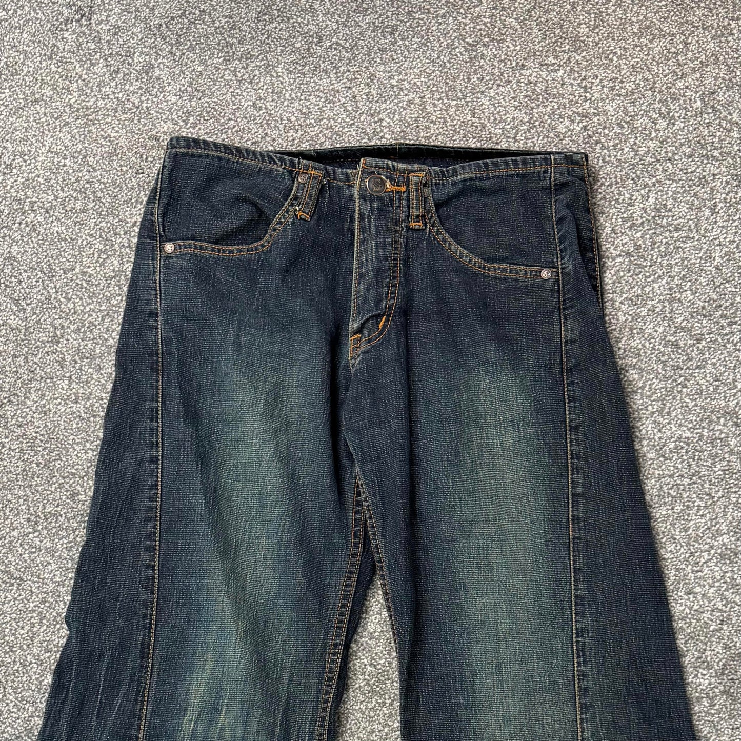 Y2K vintage mid rise flared oversized baggy faded denim jeans star embroidery