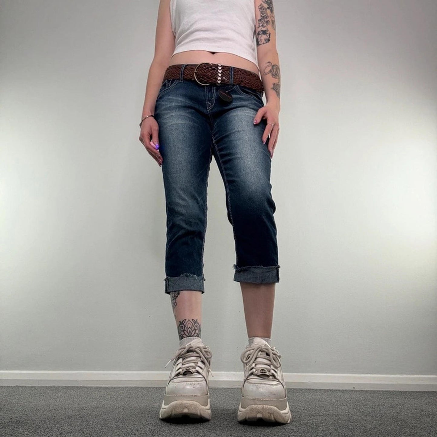 Y2K vintage mid rise stretch denim capri jeans with woven belt cropped faded