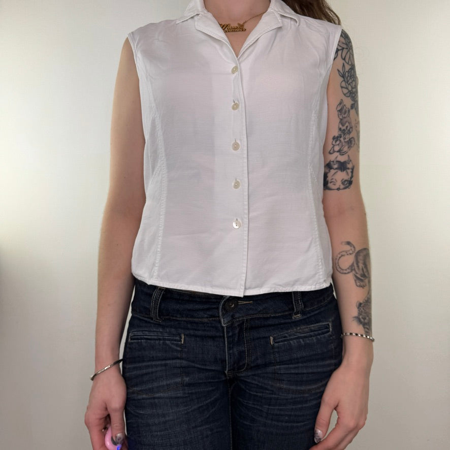 Y2K vintage sleeveless button up shirt