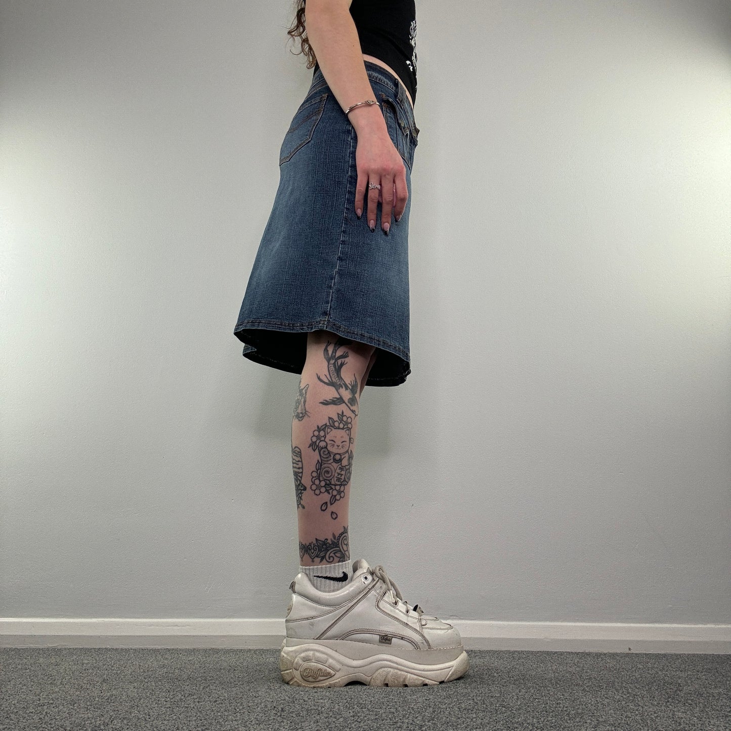 Y2K denim cargo pocket midi skirt