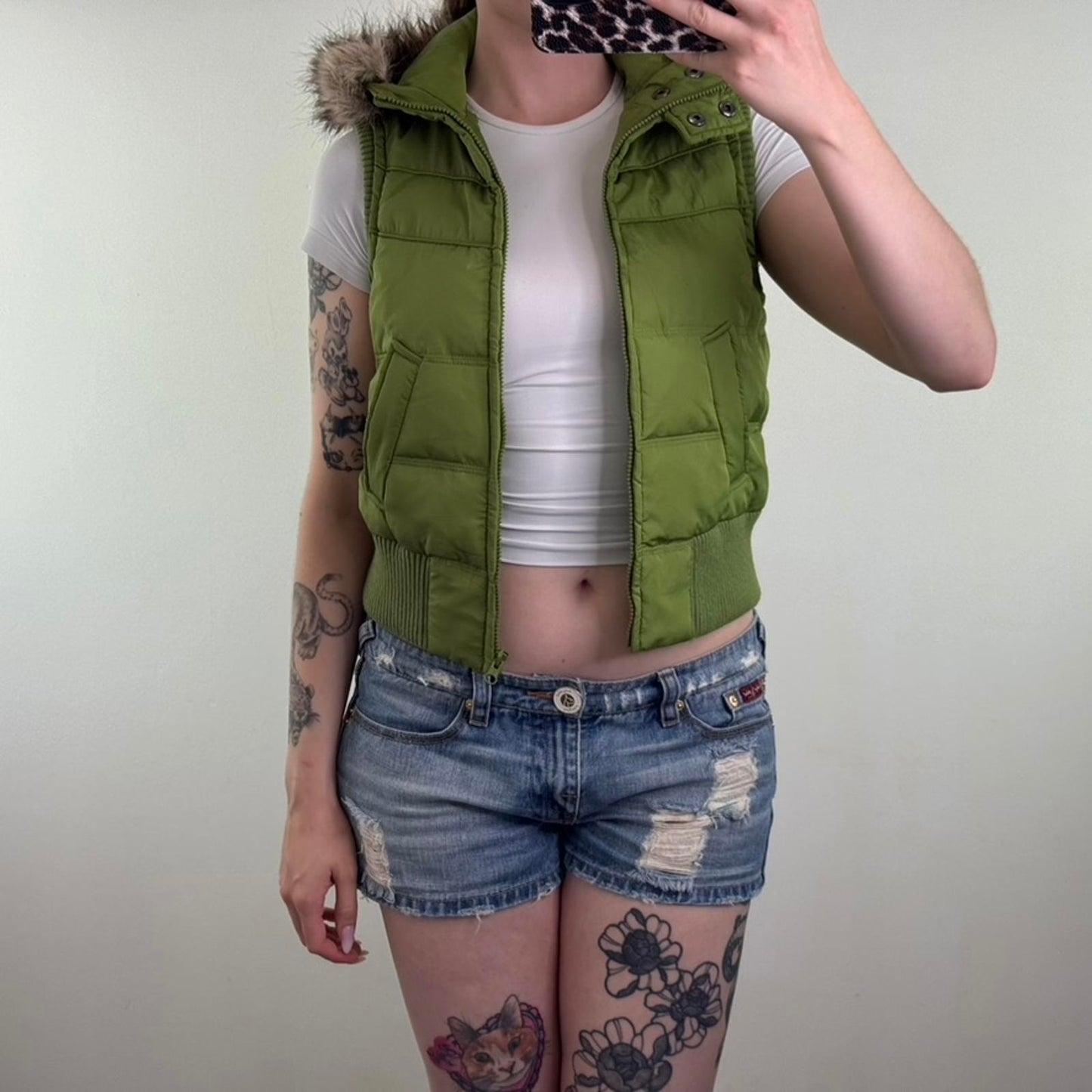 Y2K vintage Aeropostale gilet sleeveless jacket body warmer faux fur trim hood