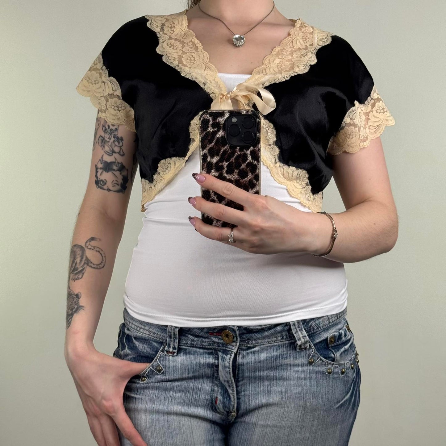 Y2K vintage cardigan lace trim short sleeve cropped bow satin black cream