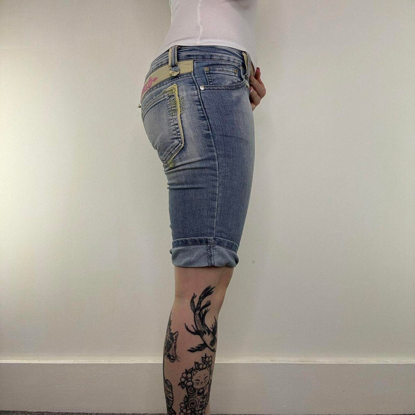 Y2K vintage low rise capri jeans denim don’t touch slogan faded turned up hem