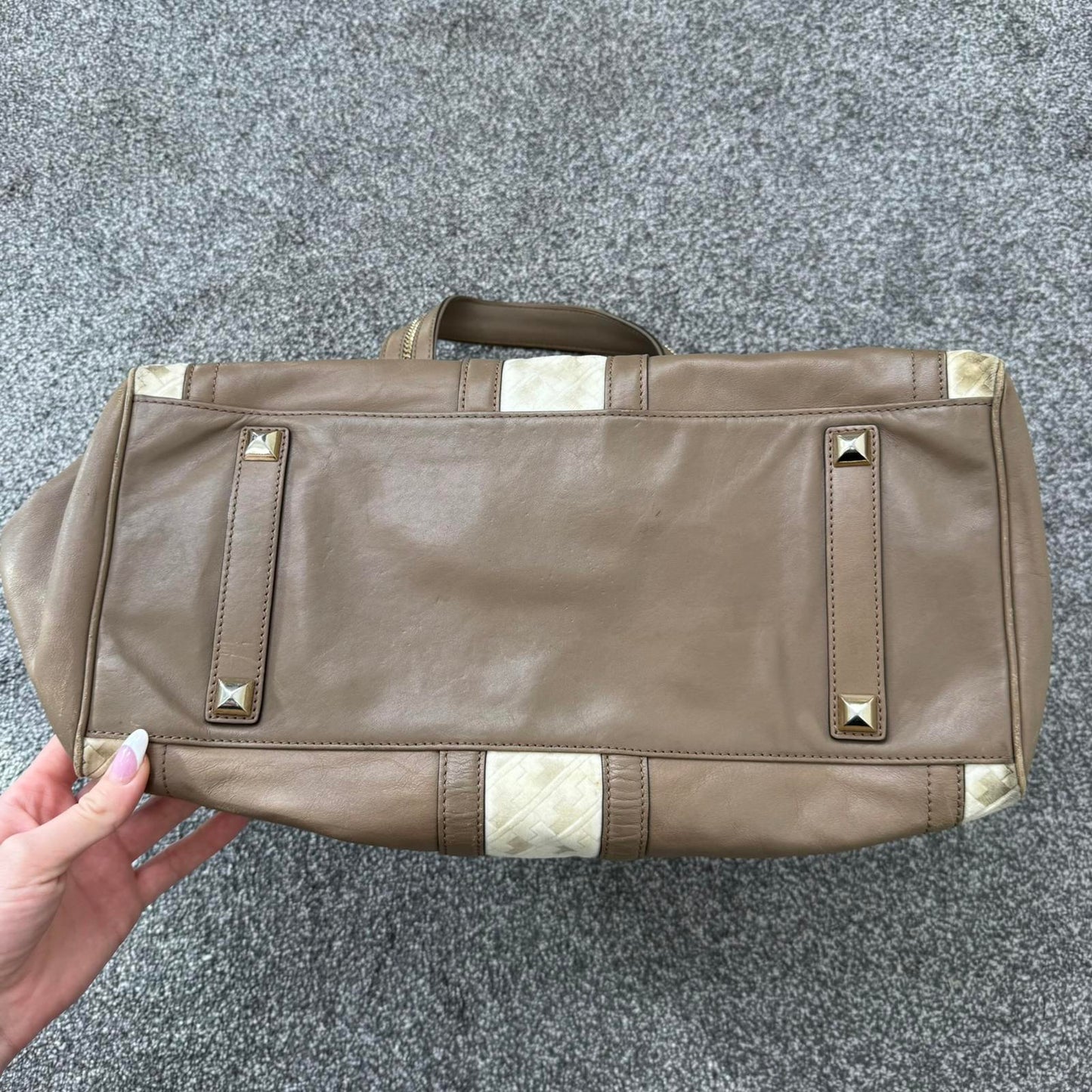 Y2K vintage L.A.M.B. Gwen Stefani large handbag genuine leather brown cream