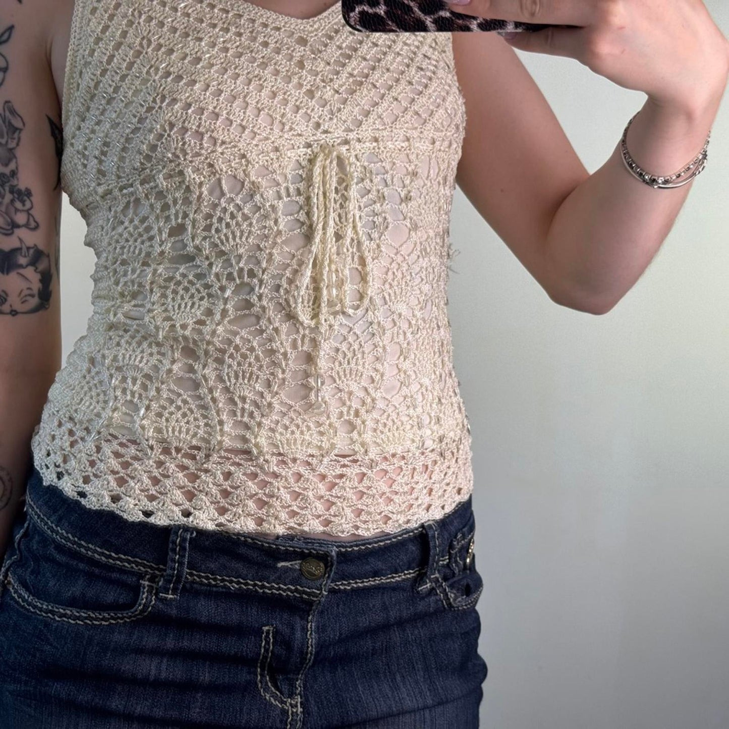 Y2K vintage crochet beaded cami top bow v neck adjustable straps cream