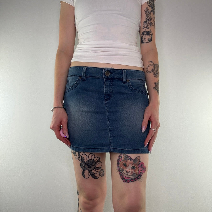 Y2K low rise stretchy faded denim mini skirt