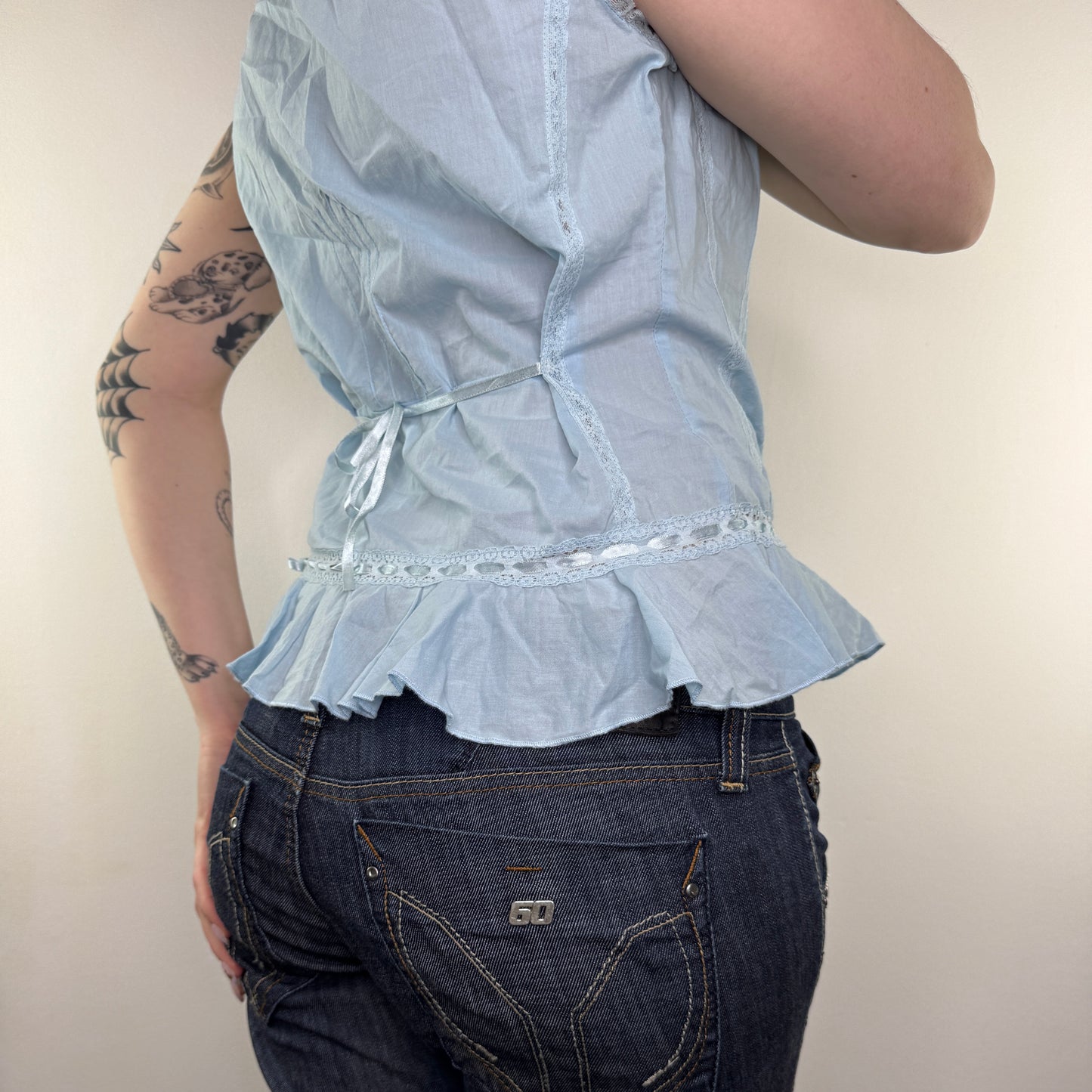 Y2K vintage coquette sleeveless button up blouse top