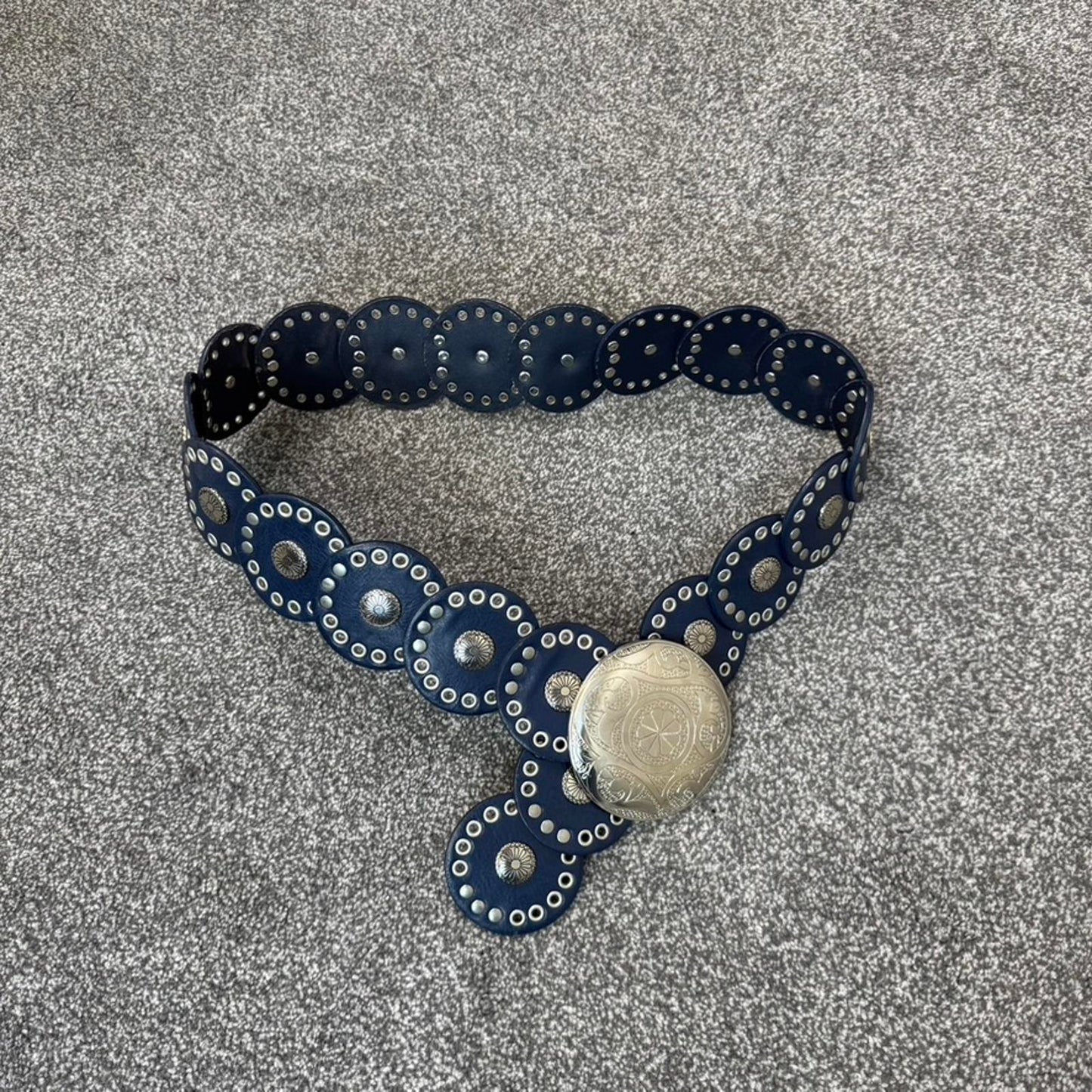 Y2K vintage navy disc circle belt grommet boho festival silver faux leather