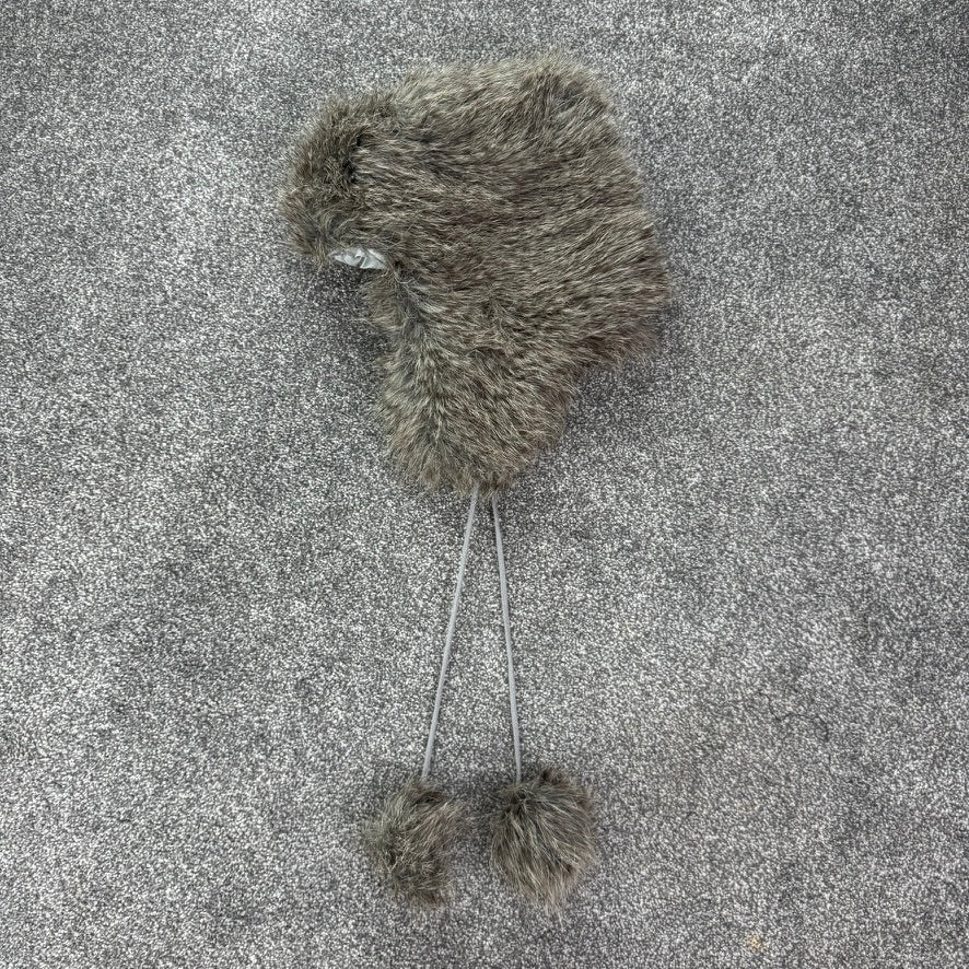 Y2K vintage faux fur trapper hat pom poms
