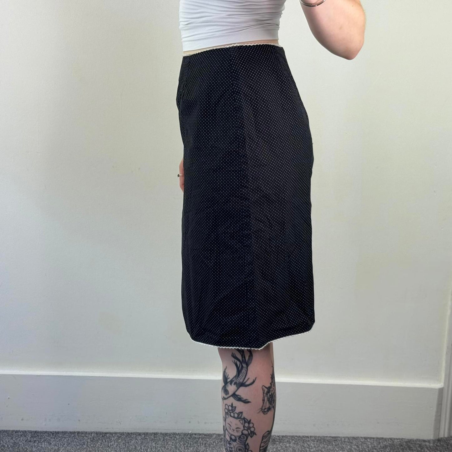 Y2K vintage polka dot midi skirt white trim black knee length spotty high waist