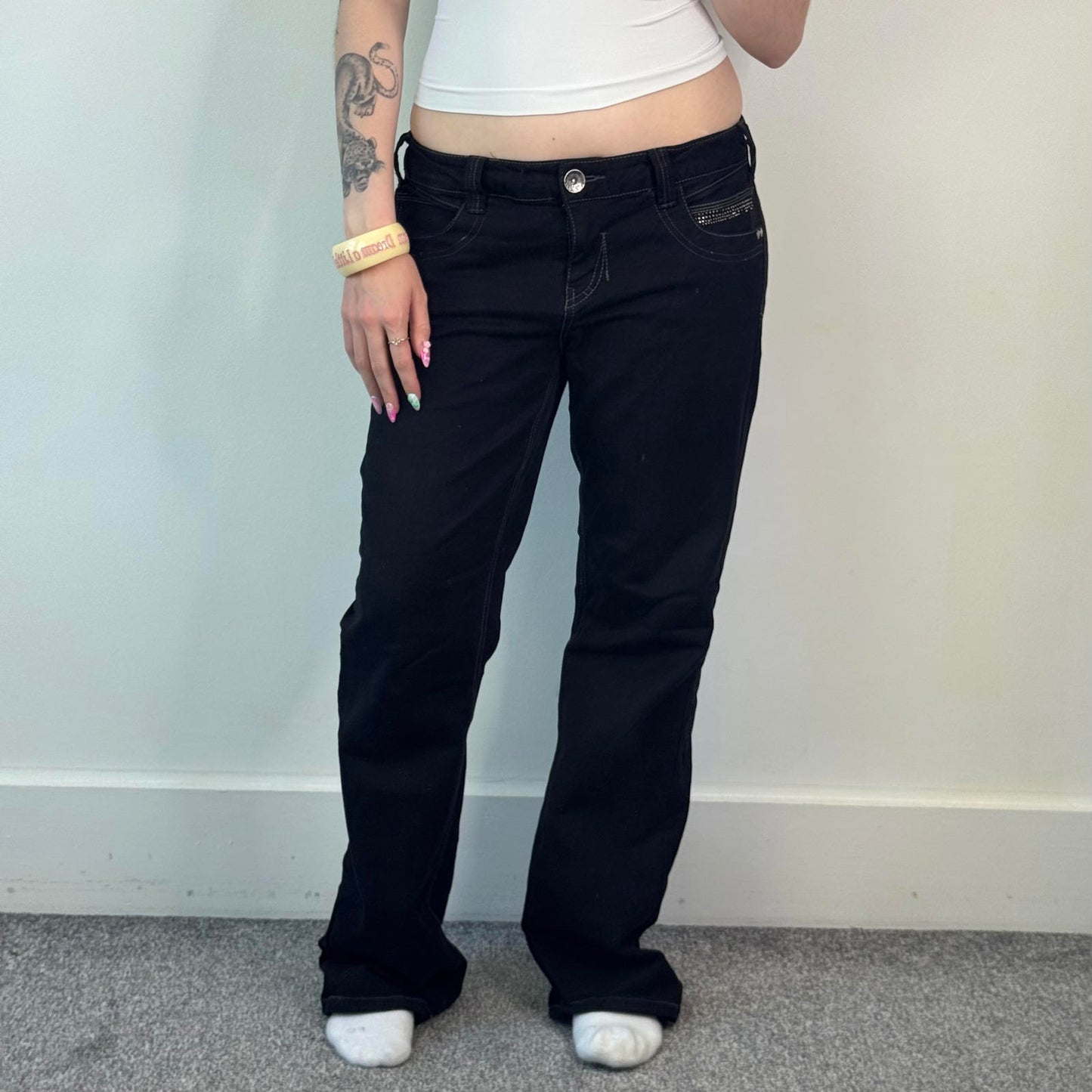 Y2K vintage low rise bootcut jeans black denim contrast stitch rhinestone pocket