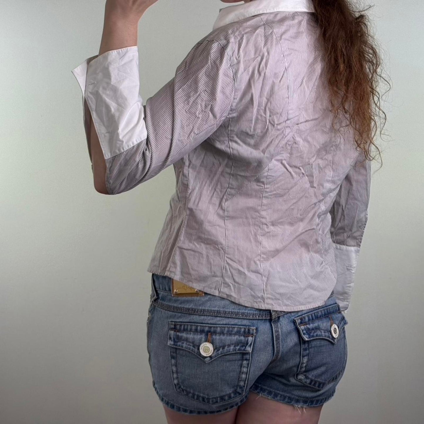 Y2K vintage pinstripe blouse long sleeve shirt white grey striped v neck office