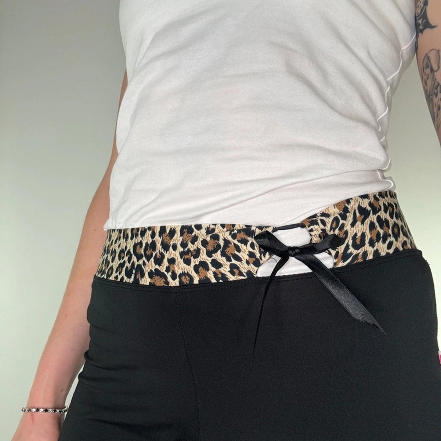 Y2K vintage leopard print waistband bow flare yoga pants leggings wide leg