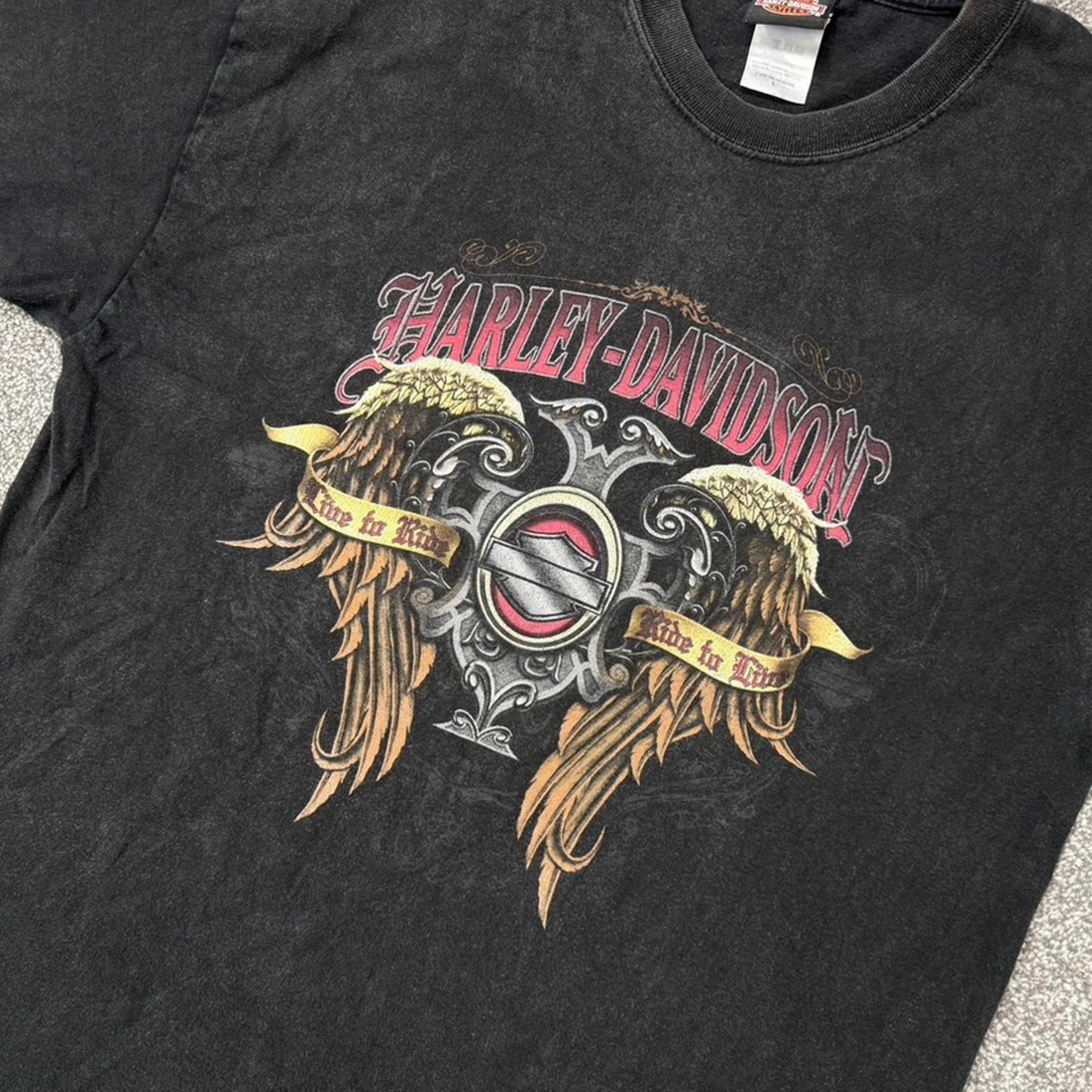 Y2K vintage 2009 Harley Davidson Seattle short sleeve t shirt eagle filigree