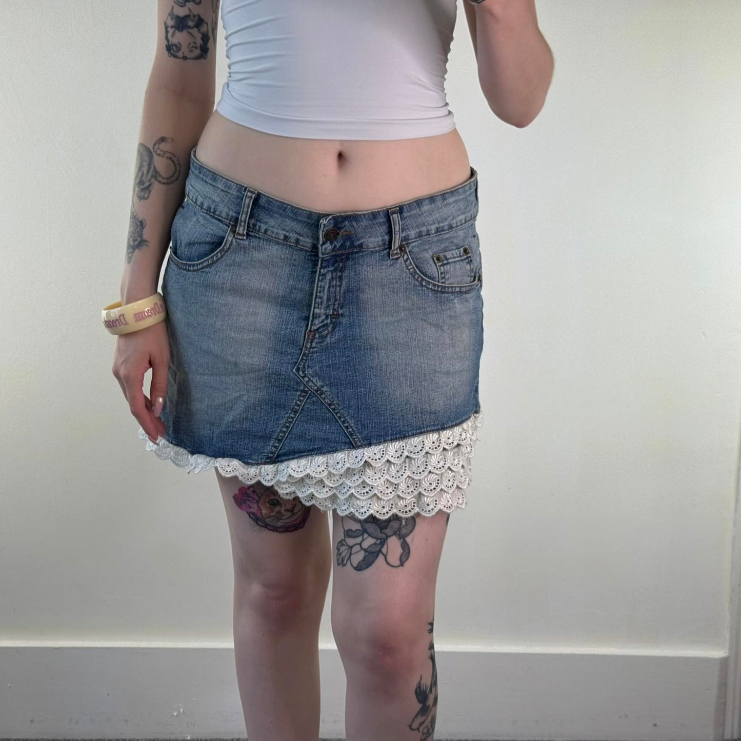 Y2K vintage faded blue denim mini skirt mid rise coquette broderie anglaise trim