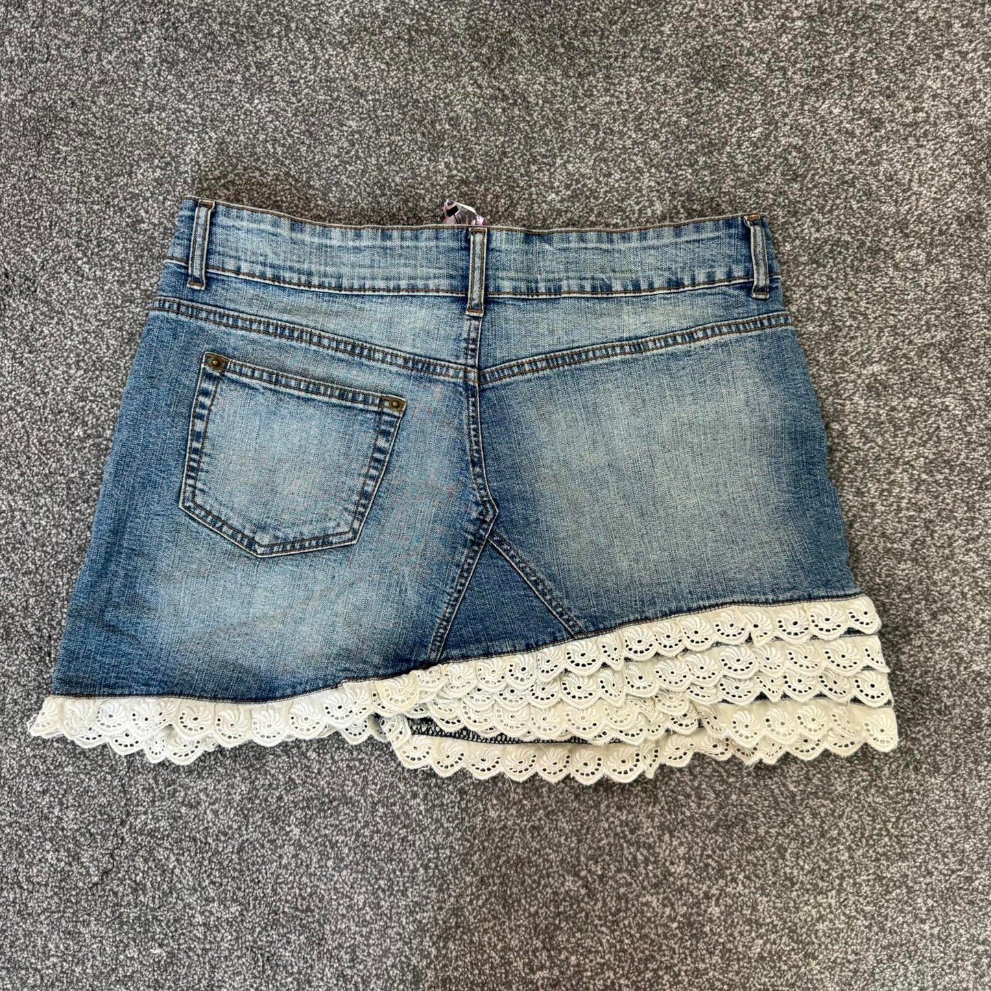 Y2K vintage faded blue denim mini skirt mid rise coquette broderie anglaise trim