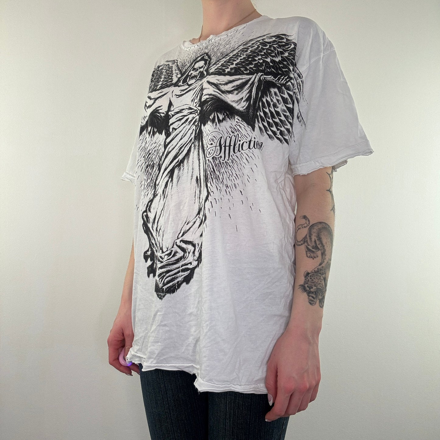 Y2K vintage Affliction graphic print white t shirt top