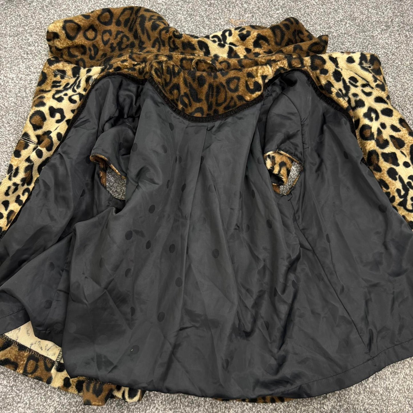 Y2K vintage leopard print pea coat jacket short sleeve high neck short length