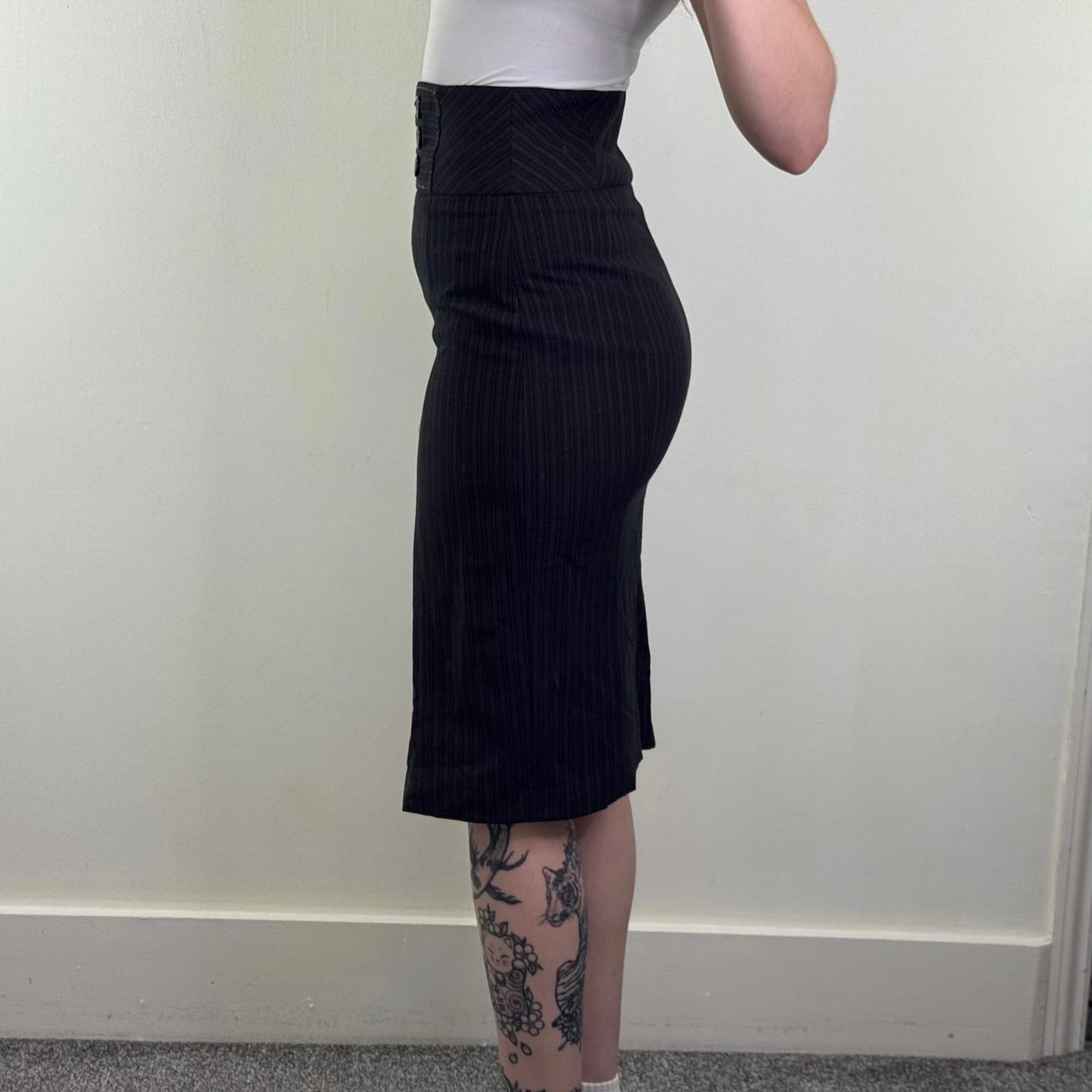 Y2K vintage Karen Millen wool cashmere pinstripe midi skirt buttons tailored