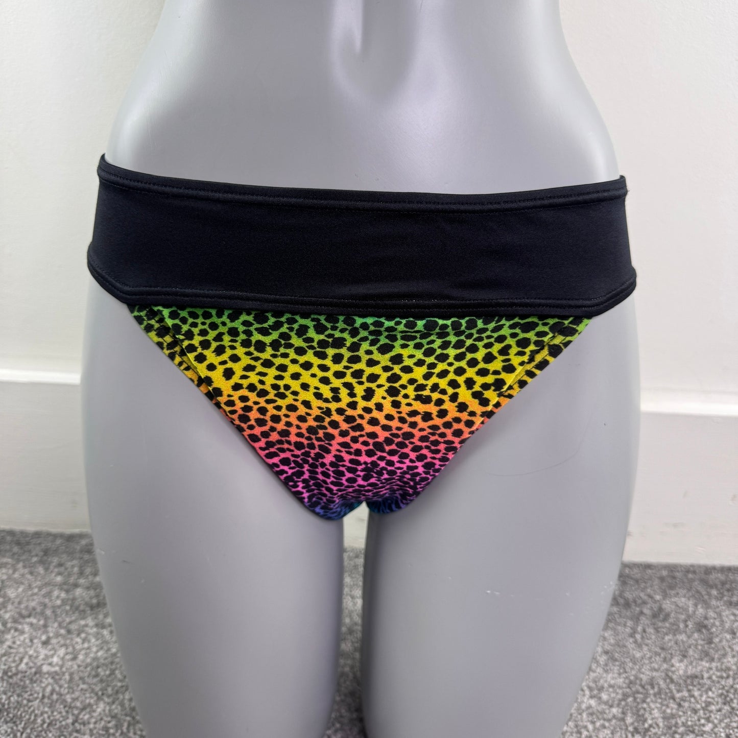Y2K vintage leopard print rainbow bikini matching set