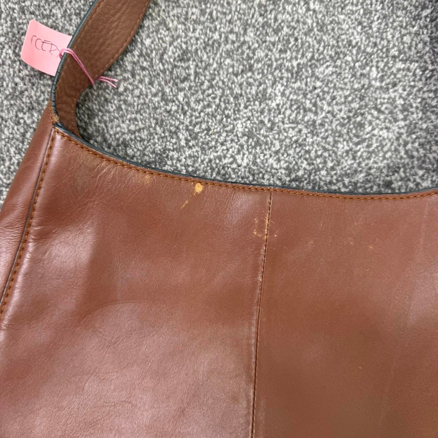 Genuine leather shoulder bag brown adjustable strap magnetic closure