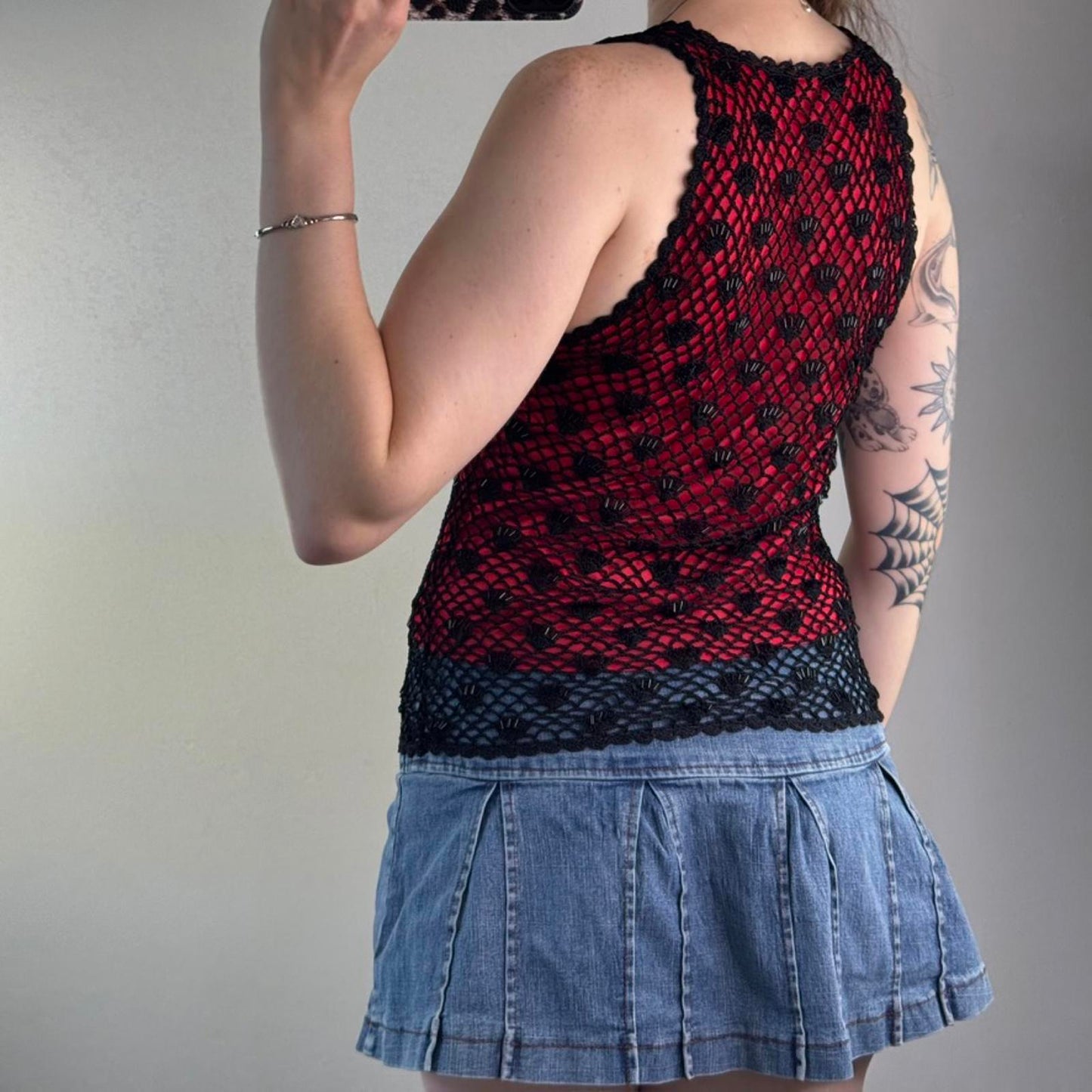 Y2K vintage crochet beaded tank top double layer red black v neck scallop hem