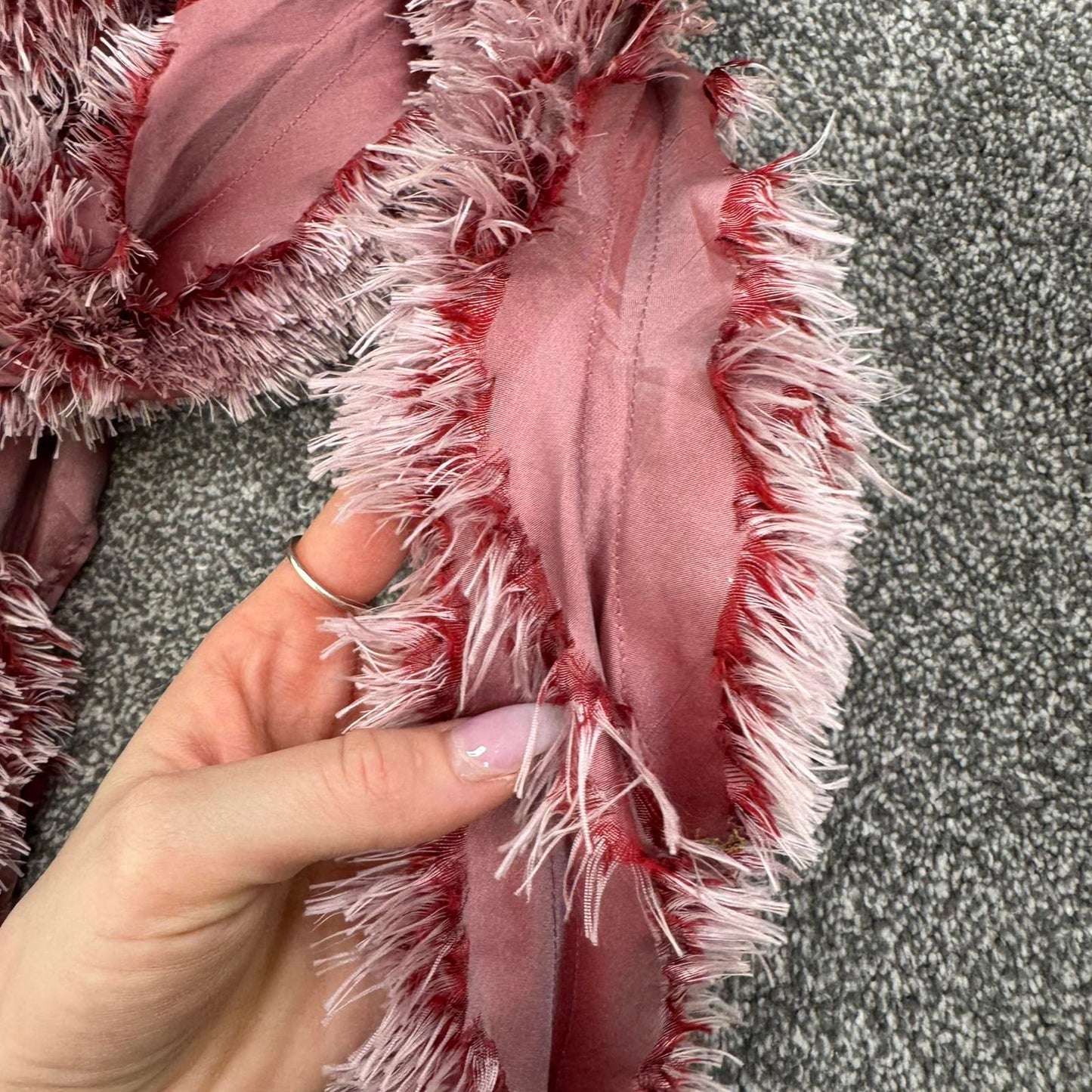 Y2K vintage crinkle fluffy scarf shaggy dark pink boho ruffle